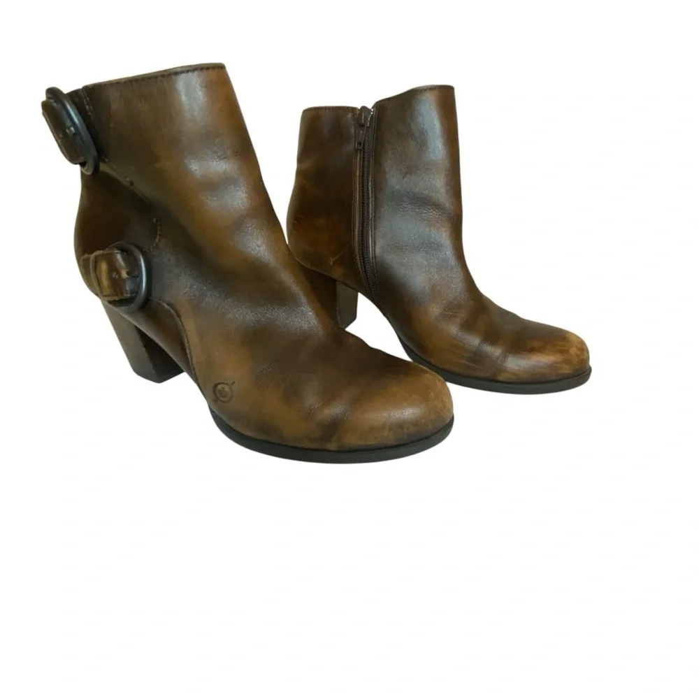 Born Women's Ondine Sepia Brown Moto Ankle Boot SZ 7.5